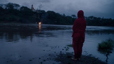 Cái Giá Của Lòng Tham Tumbbad