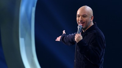 Jo Koy: Nói Thẳng - Jo Koy: Comin' in Hot